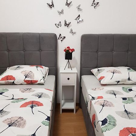 Kabashi Apartment Krk Town Kamer foto