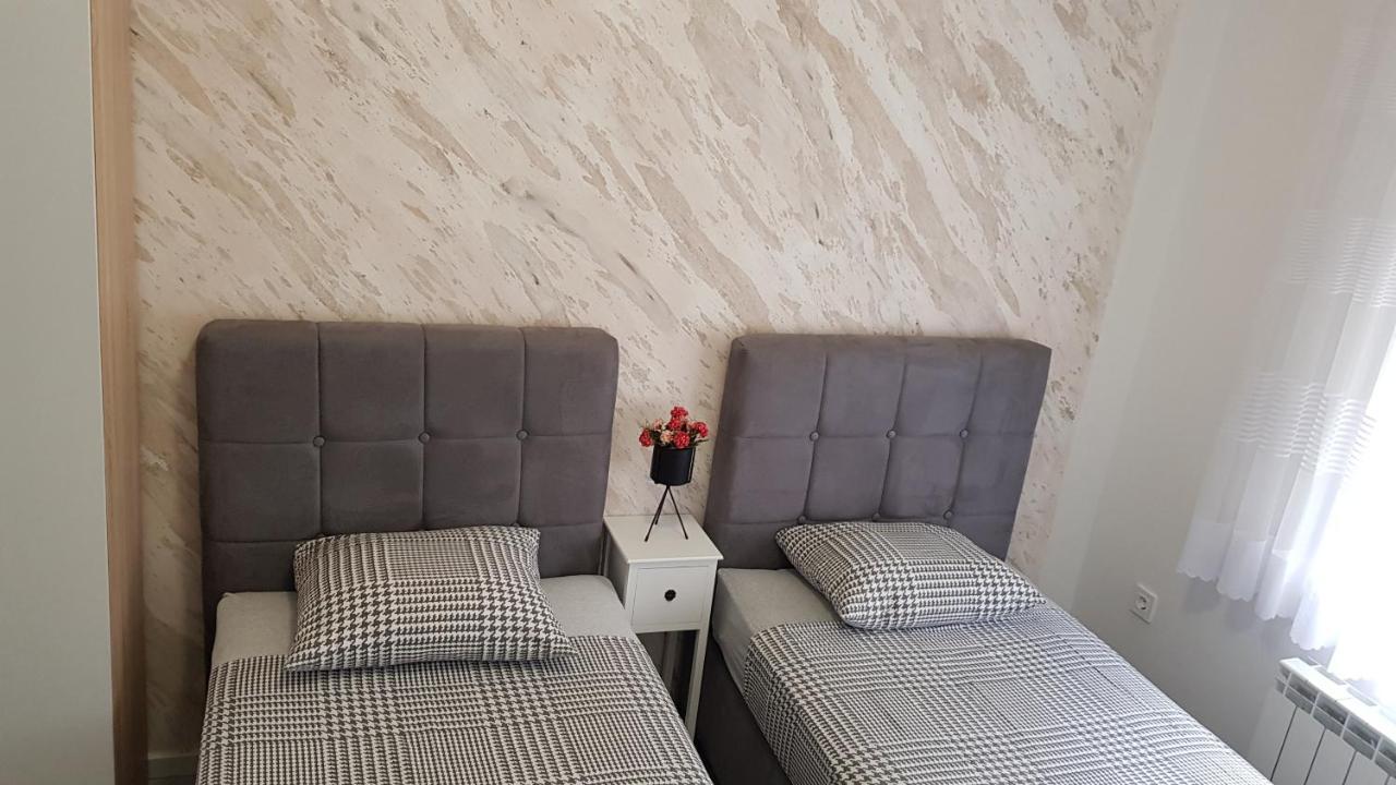 Kabashi Apartment Krk Town Buitenkant foto