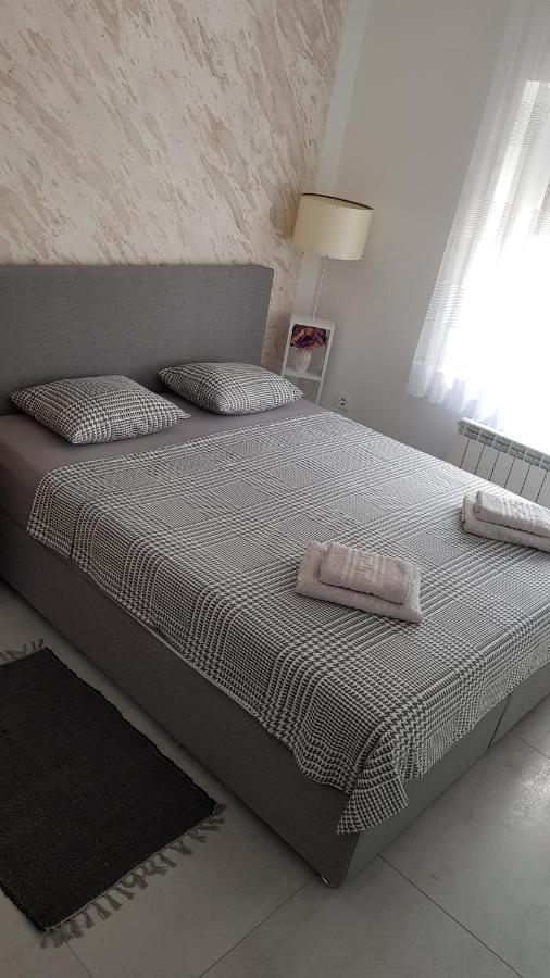 Kabashi Apartment Krk Town Buitenkant foto