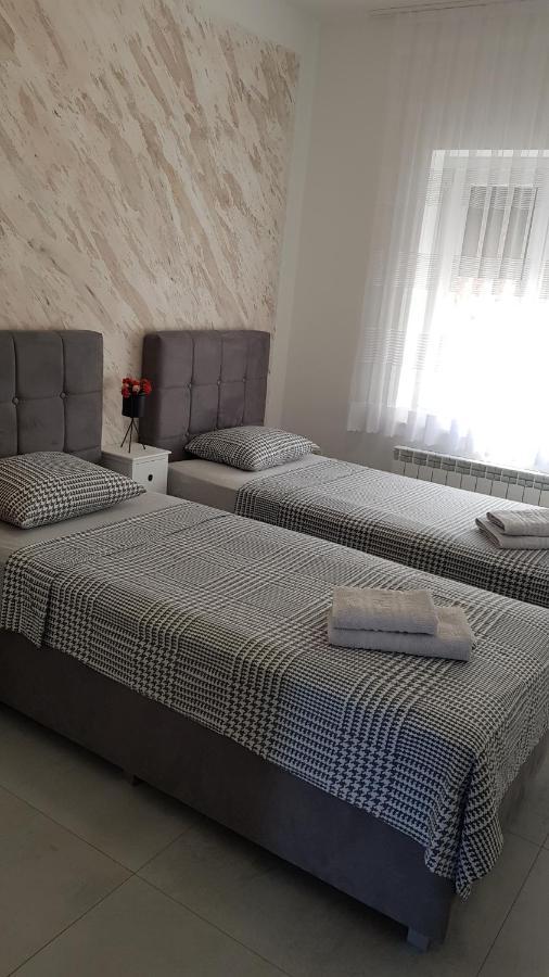 Kabashi Apartment Krk Town Buitenkant foto