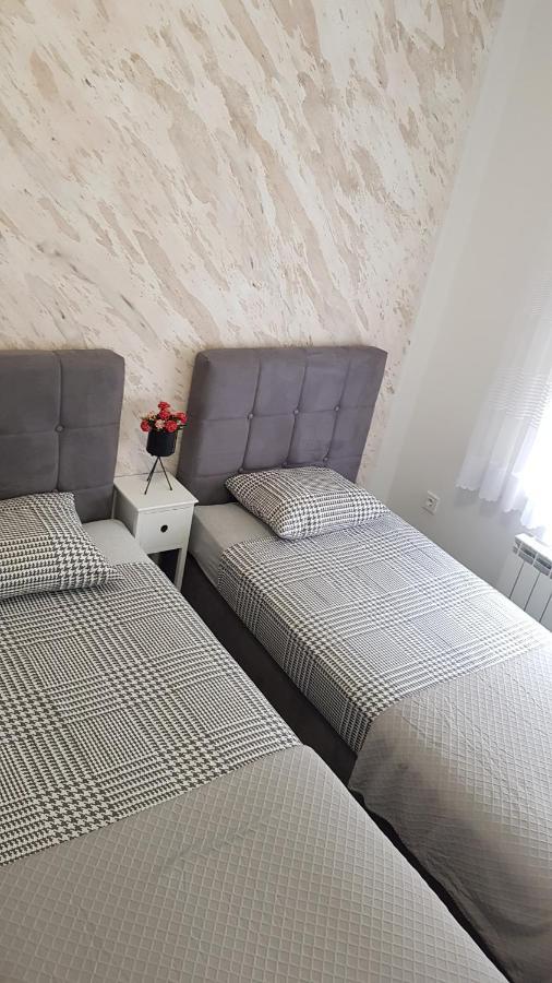 Kabashi Apartment Krk Town Buitenkant foto