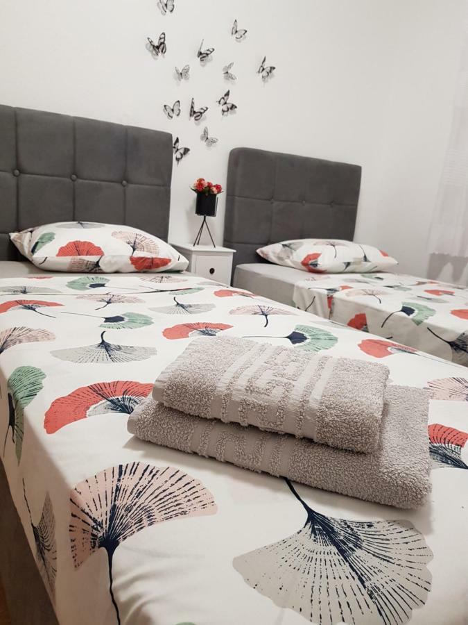 Kabashi Apartment Krk Town Buitenkant foto